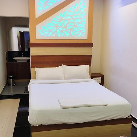 Готель Krishnakripa Premium Residency Kochi Екстер'єр фото